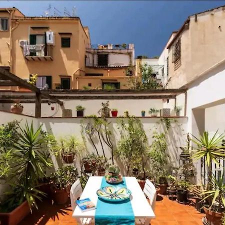 At Kalsa Quiet Flowered Terrace! Free Parking! Ideal For Remote Working! باليرمو المظهر الخارجي الصورة