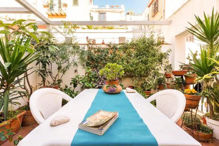 At Kalsa Quiet Flowered Terrace! Free Parking! Ideal For Remote Working! باليرمو المظهر الخارجي الصورة